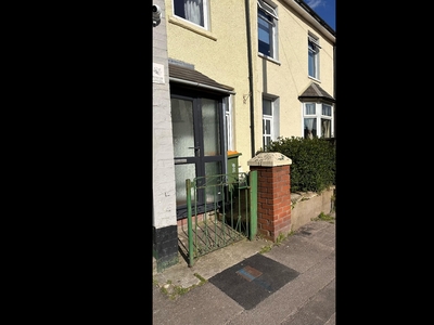 2 Bed Terraced House, Maindee Parade, NP19