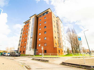2 bedroom apartment for rent in Galleon Way, Cardiff Bay, CF10
