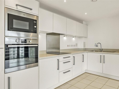 2 bedroom apartment for rent in Kingfisher Heights, Waterside Way, London, N17