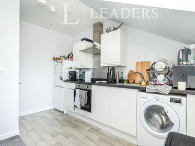 2 bedroom apartment for rent in London Road, SO15