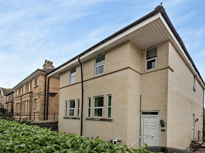 2 bedroom apartment for rent in Lower Oldfield Park, Bath, Somerset, BA2