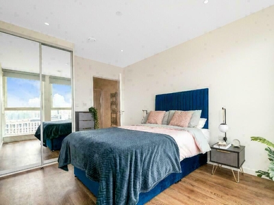 2 bedroom apartment for rent in Silvertown Way, London, E16