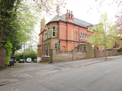 2 bedroom flat for rent in Clumber Crescent South, The Park, Nottingham, NG7