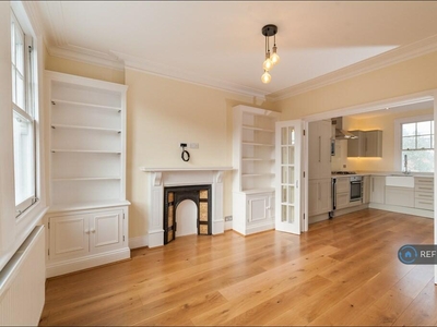 2 bedroom maisonette for rent in Margravine Gardens, London, W6