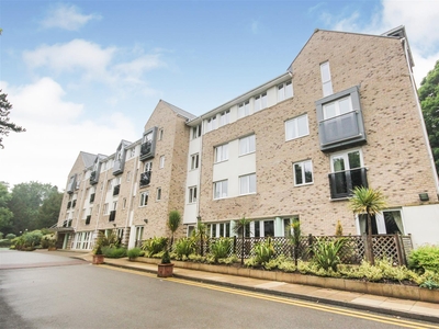 2 Bedroom Retirement Apartment For Sale in Sheffield,