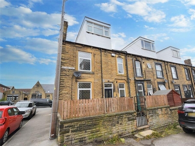 2 bedroom terraced house for rent in Back School Street, Morley, Leeds, LS27