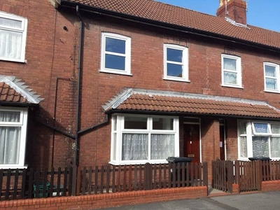2 bedroom terraced house for rent in Farr Street, Avonmouth, Bristol, BS11