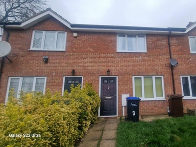 2 bedroom terraced house for rent in Kingsland Avenue, Kingsthorpe, Northampton NN2 7PP, NN2
