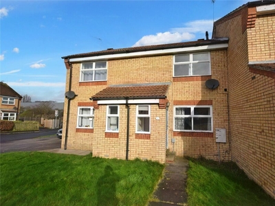 2 bedroom town house for rent in Owl Ridge, Morley, Leeds, West Yorkshire, LS27