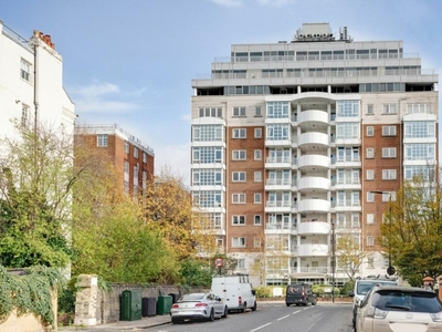 3 bedroom apartment for rent in Abbey Road, London, NW8