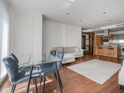 3 bedroom apartment for rent in Balmoral Apartments Paddington W2