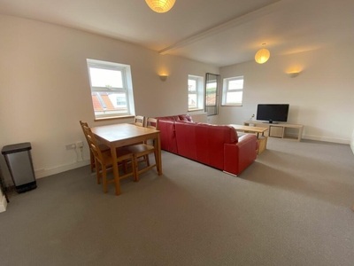 3 bedroom apartment for rent in Whitehall Road, Bristol, BS5