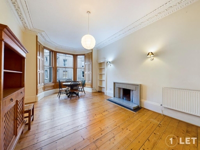 3 bedroom flat for rent in Lauriston Gardens, Marchmont, Edinburgh, EH3