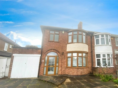3 bedroom semi-detached house for rent in Lamborne Road, Leicester, Leicestershire, LE2