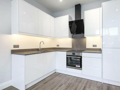 3 Bedroom Shared Living/roommate Enfield Great London