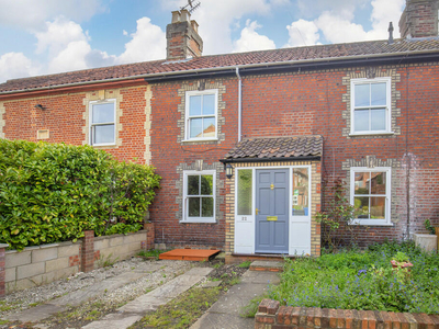 3 bedroom terraced house for rent in Rose Valley, Norwich, NR2