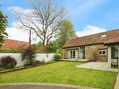 4 bedroom barn conversion for rent in The Barn - Downend, BS16
