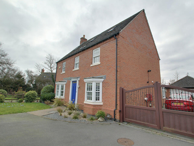 4 bedroom detached house for rent in Long Close, Anstey, LE7