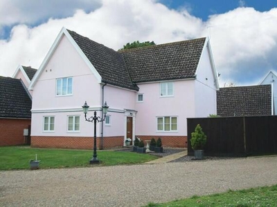 4 Bedroom Detached House For Sale In Ipswich, Suffolk