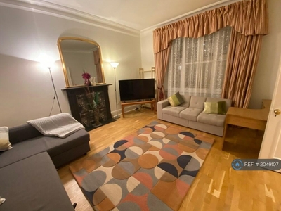 4 bedroom flat for rent in Queen’S Gate, London, SW7
