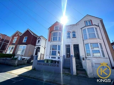 4 Bedroom Shared Living/roommate Portsmouth Hampshire