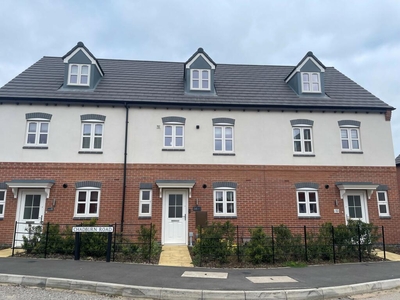 4 bedroom town house for rent in Chadburn Road, Linby, NG15 8JT, NG15