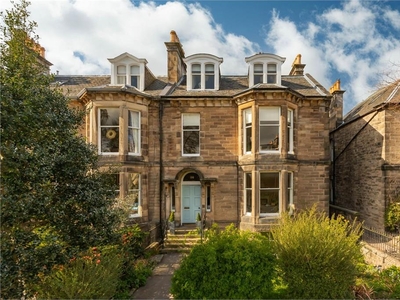 5 bed double upper flat for sale in Grange