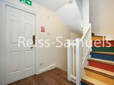 5 bedroom town house for rent in Ferry Street,Isle of dogs,Docklands, London, E14