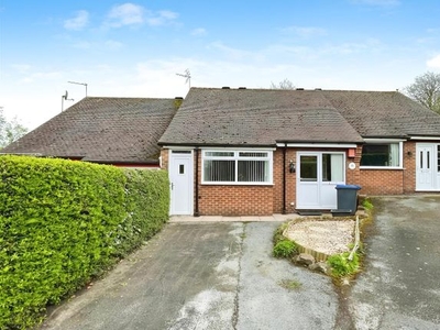 Bungalow to rent in Morridge View, Cheddleton, Staffordshire ST13