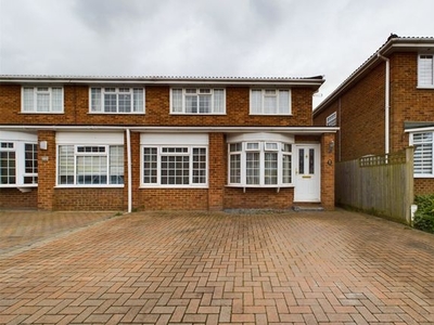 End terrace house to rent in St. Marys Road, Sindlesham, Wokingham, Berkshire RG41