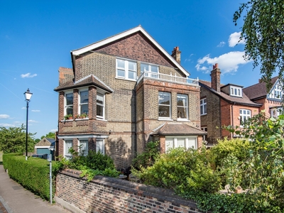 Flat for sale - The Orchard, London, SE3