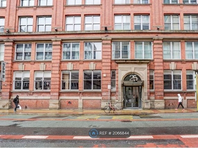 Flat to rent in Church Street, Manchester M4