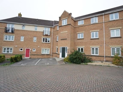 Flat to rent in Kirkhill Grange, Westhoughton, Bolton BL5