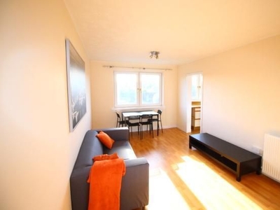 Flat to rent in Montgomery Road, Aberdeen AB24