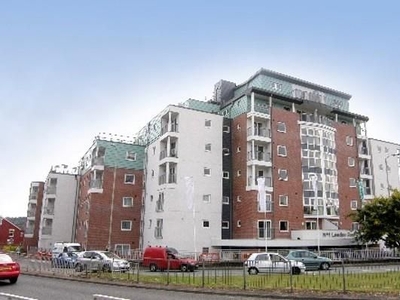 Flat to rent in Tower Court, No1 London Road, Newcastle Under Lyme, Staffordshire ST5