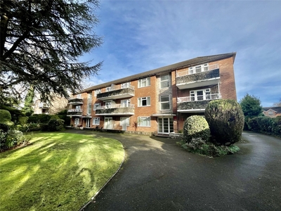 Portarlington Road, Bournemouth, Bournemouth, Christchu, BH4 2 bedroom flat/apartment in Bournemouth