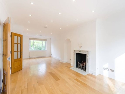 Property to rent in Hamilton Terrace, St John's Wood, London NW8