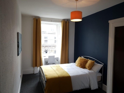 Room in a Shared Flat, Commercial Street, DD1