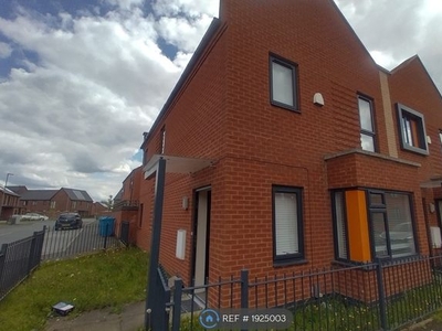 Semi-detached house to rent in Athole Street, Salford M5