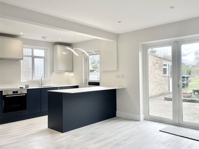 Semi-detached house to rent in Oaklands Avenue, Brookmans Park, Hertfordshire AL9
