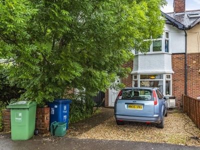 Semi-detached house to rent in Ridgefield Road, East Oxford OX4