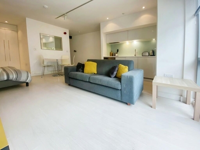 Studio apartment for rent in Manor Mills, Ingram Street, Leeds, LS11
