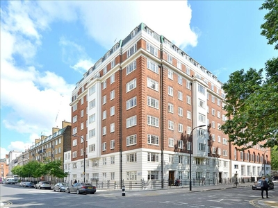 Studio apartment for rent in Tavistock Court, Tavistock Square, Bloomsbury, WC1H