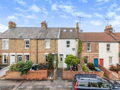 Terraced house to rent in Charles Street, East Oxford OX4