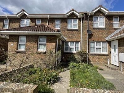 Terraced house to rent in Collingwood Close, Eastbourne BN23