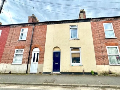 Terraced house to rent in Cowgate, Norwich NR3