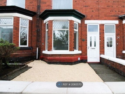 Terraced house to rent in Gainsborough Road, Crewe CW2