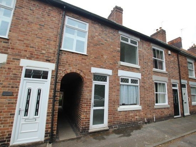 Terraced house to rent in Grove Road, Atherstone CV9