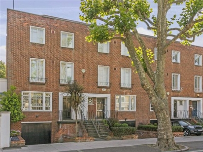 Terraced house to rent in Hamilton Terrace, St Johns Wood, London NW8