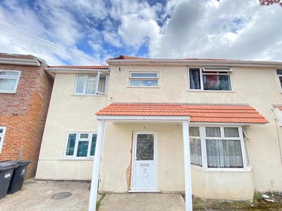 Walnut Tree Road, Heston, Hounslow